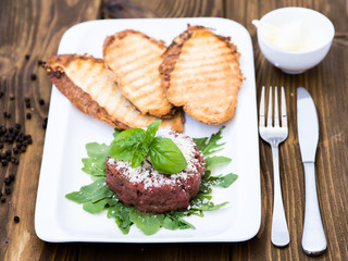 Tartare of beef with toasted bread