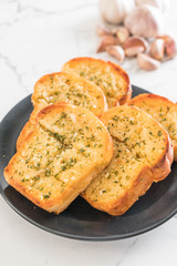 garlic bread on plate