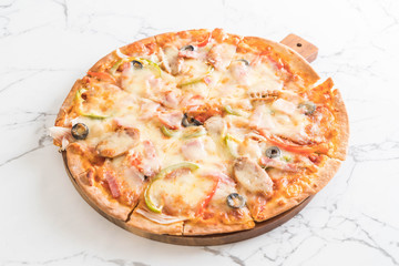 ham and sausage pizza