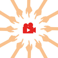 Viele Hände zeigen auf - Kamera mit Play Zeichen