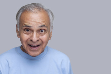 Obraz premium Portrait of smiling man 