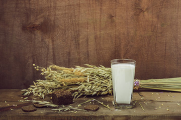 Still life- sheaf oats