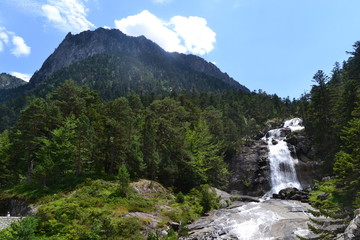 cascade pont d'espagne