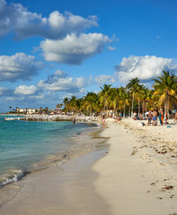 Isla Mujeres Beach Mexico / Peaceful North Beach with palm trees