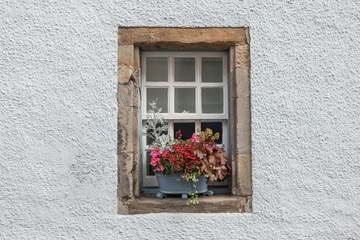 Fototapeta na wymiar 古い窓 old Window 