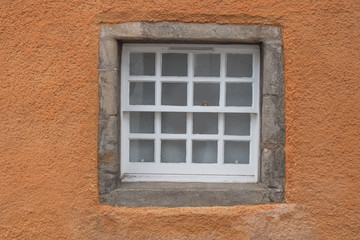 Fototapeta na wymiar 古い窓 old Window 