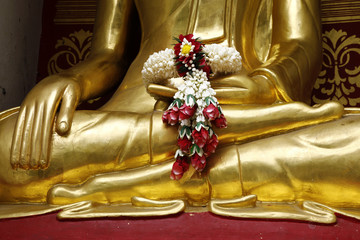 hand of buddha statue