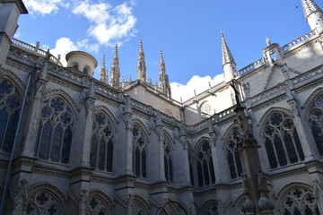Fototapeta na wymiar Claustro de una catedral.