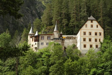 Fototapeta na wymiar Castello di Fernstein, Austria.