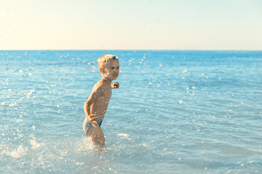 the summer boy in the sea