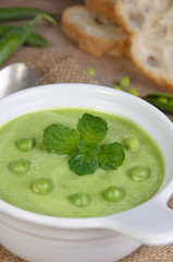 Pea soup puree