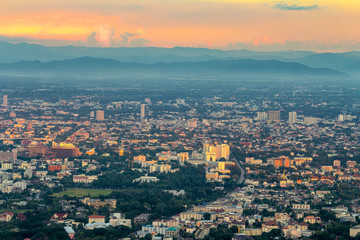 Obraz premium Cityscape of Chiang mai city, Thailand from the view point