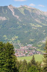 blick vom gasthof bergkristall nach oberstdorf und zum nebelhorn
