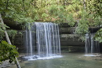 Fototapeta na wymiar Caney Creek Falls