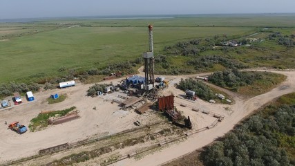 Carrying out repair of an oil well