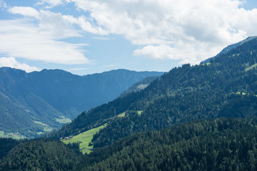 Fototapeta na wymiar beautiful mountain view in flims switzerland