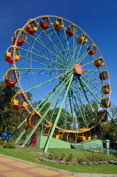 Ferris wheel in the park. Maikop. Adygea. Russia