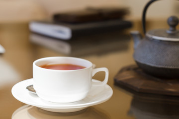 Breakfast tea in a cafe