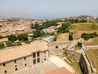 Vista aerea del castello Normanno Svevo, Vibo Valentia, Calabria, Italia