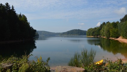 lac pierre percée