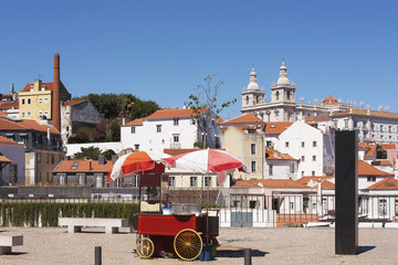 Popcorn in Alfama