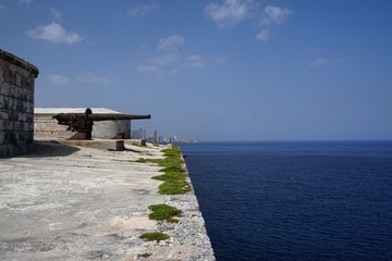 Fototapeta na wymiar Festung in Havanna auf Kuba, Karibik