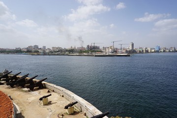 Blick von einer Festung &uuml;ber Havanna auf Kuba, Karibik