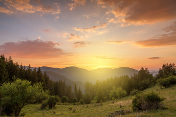 Obraz na płótnie Canvas Sunset mountains