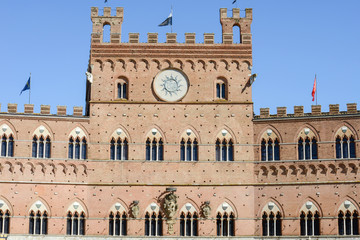 Fototapeta na wymiar Detail of the town hall at Siena