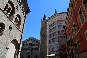 Fototapeta na wymiar Centro di Parma