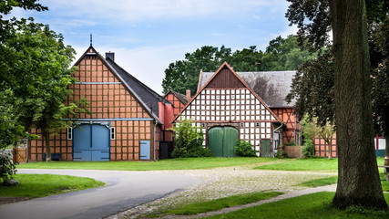 Bauernhäuser im Rundling Satemin im Wendland