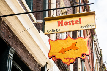 Obraz premium Schild 258 - Hostel