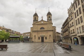 Fototapeta na wymiar The town of Estella in Navarre, Spain
