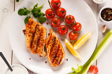 Roast chicken fillet and vegetables