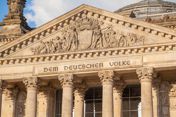 Obraz premium Reichstagsgebäude in Berlin