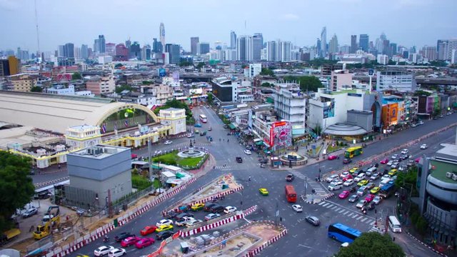 Hua Lamphong, Bangkok city at night with traffic intersection transport, day to night time lapse