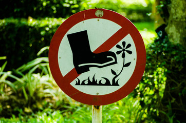 Prohibited from stepping on flowers