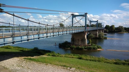 Pont sur la loire