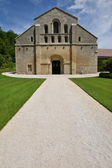 Fototapeta na wymiar Eglise de l'abbaye cistercienne de Fontenay en Bourgogne, France