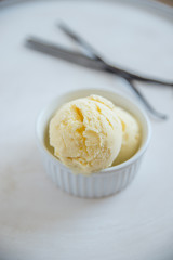 Vanille Eis 