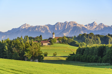 abendliche Stimmung nahe Seeg im Ostallgäu