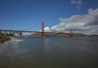 Fototapeta na wymiar Clear in San Francisco, Cloudy in Marin