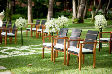 decorative wedding chairs