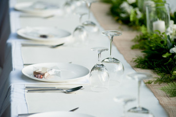 glasses in restaurant