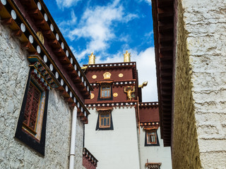 Fototapeta na wymiar Tibetisches Kloster Shangri La