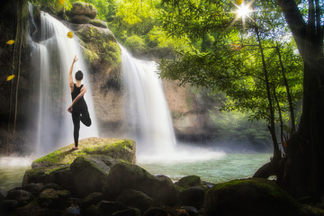 Huaw Suwat waterfall