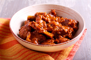 Pork ribs with gravy