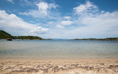 Obraz premium Idyllic sand tropical beach