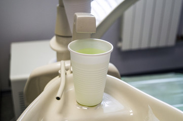 salivary ejector and the reservoir for spitting in dental clinic