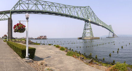 The Astoria bridge panorama view. © RG